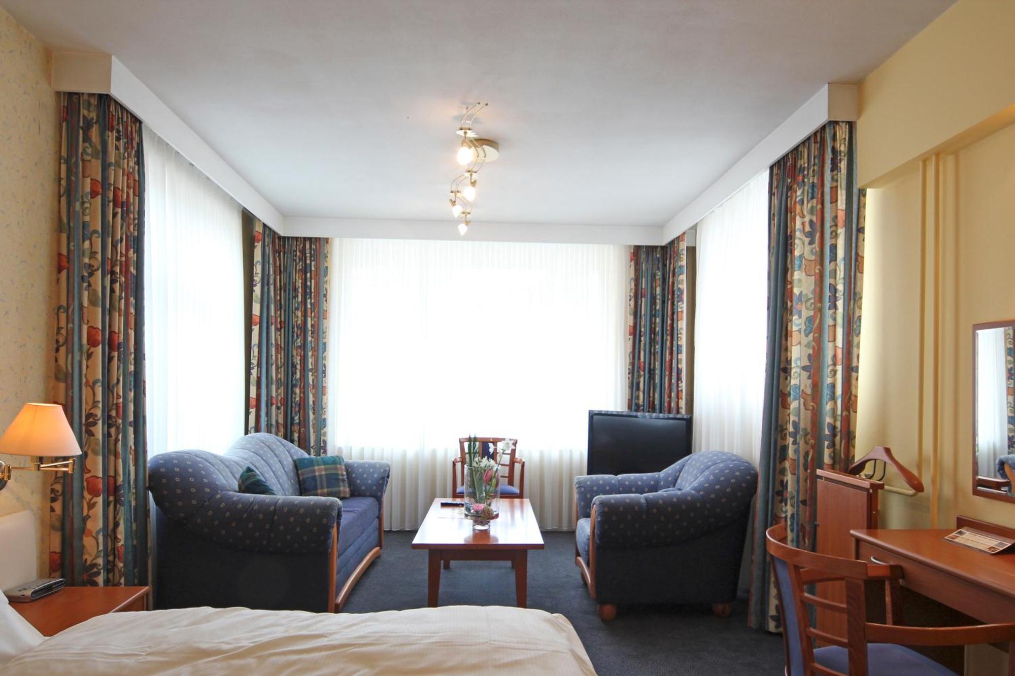 Grand Hotel Monopole Valkenburg aan de Geul Habitación foto