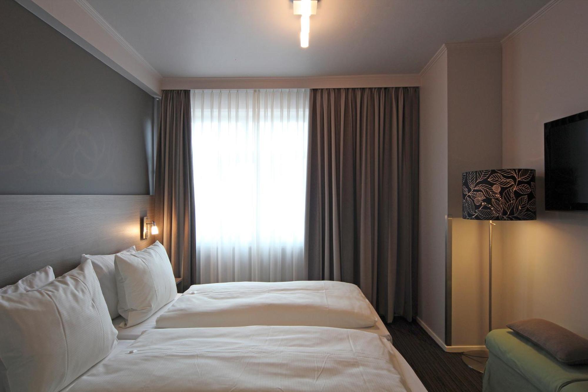 Grand Hotel Monopole Valkenburg aan de Geul Habitación foto